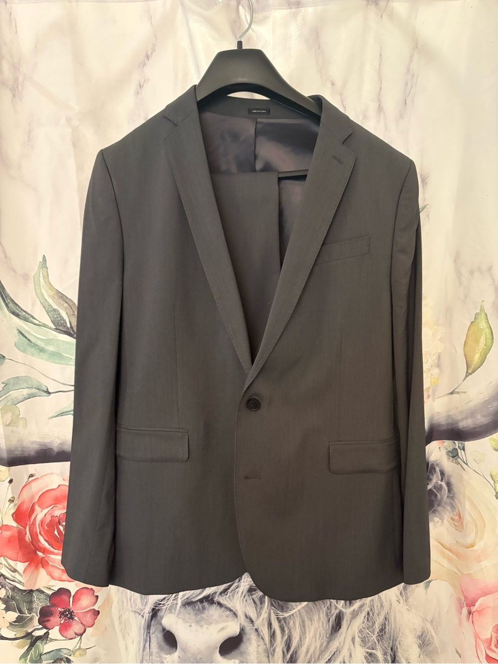 Men’s J. Ferrar dark grey suit